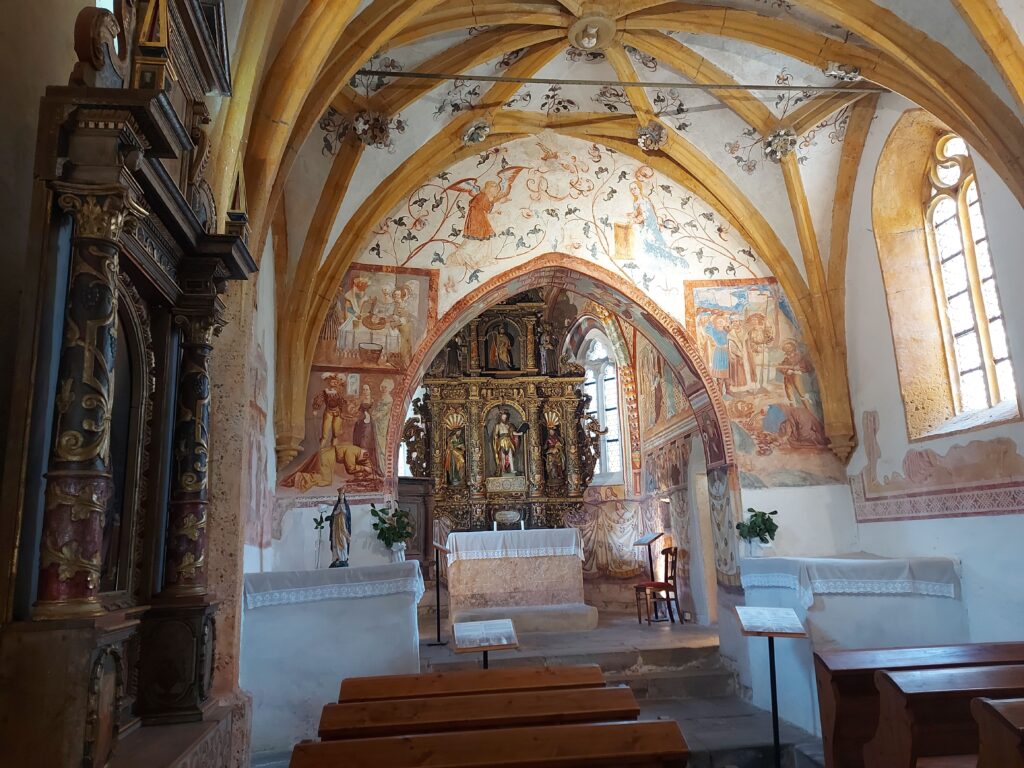 chiesa di san giovanni battista lago