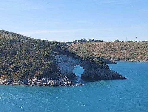 4 spiagge non sabbiose in gargano da vedere